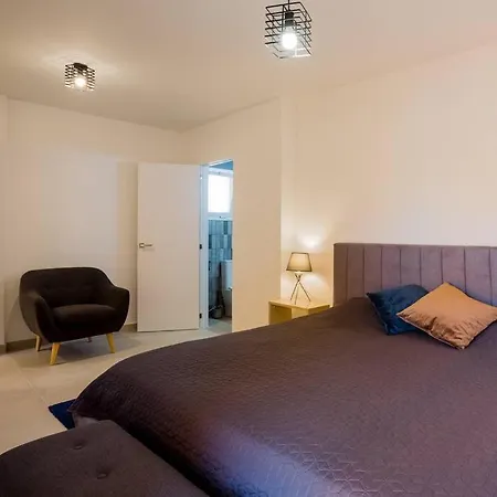 Ocean Breeze Apartament